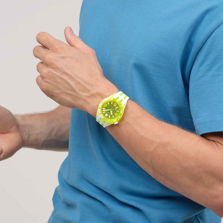 Swatch Scubqua Yellow 44mm Sscu09J100 watch