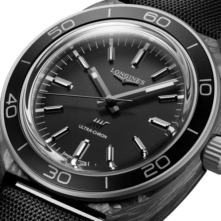 Longines Ultra -Chron Carbon 43 -мм часовой антрацит автоматический титановый и углерод L2.839.4.52.2